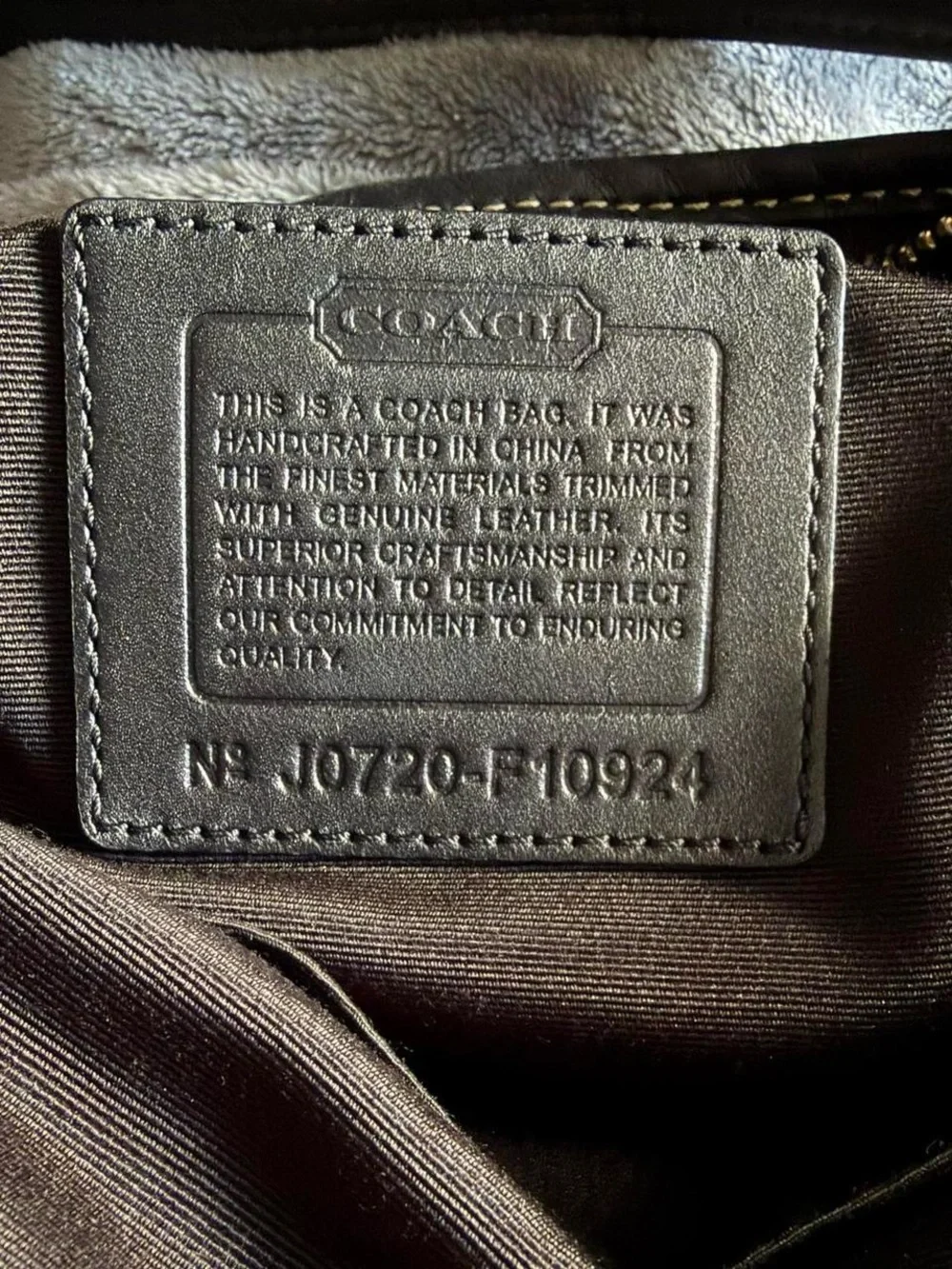 Coach semi circular